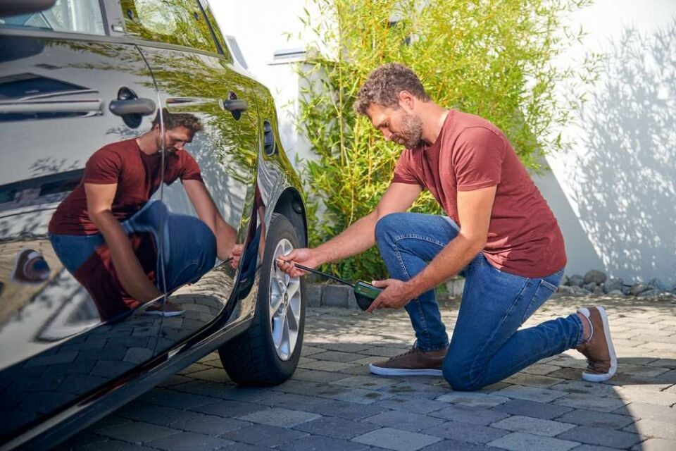 Bosch EasyPump Akülü Basınçlı Hava Pompası