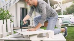 Bosch UniversalDrill 18 Çift Akülü Delme Vidalama Makinesi (2 x 1,5Ah)